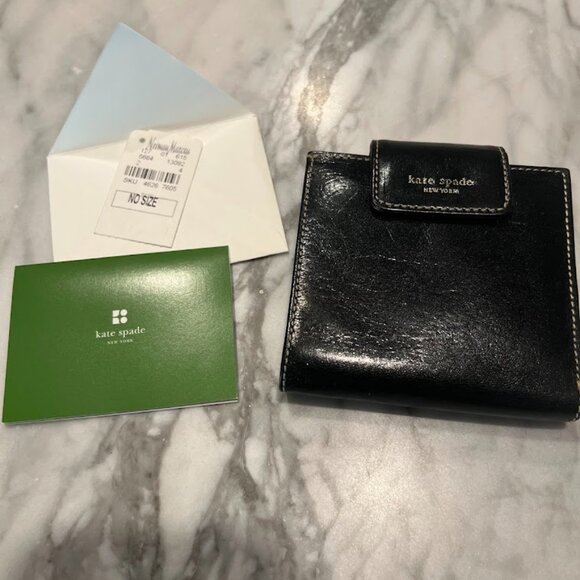 Kate Spade Bifold Wallet Black with Neiman Marcus Box and Tags - Picture 5 of 16